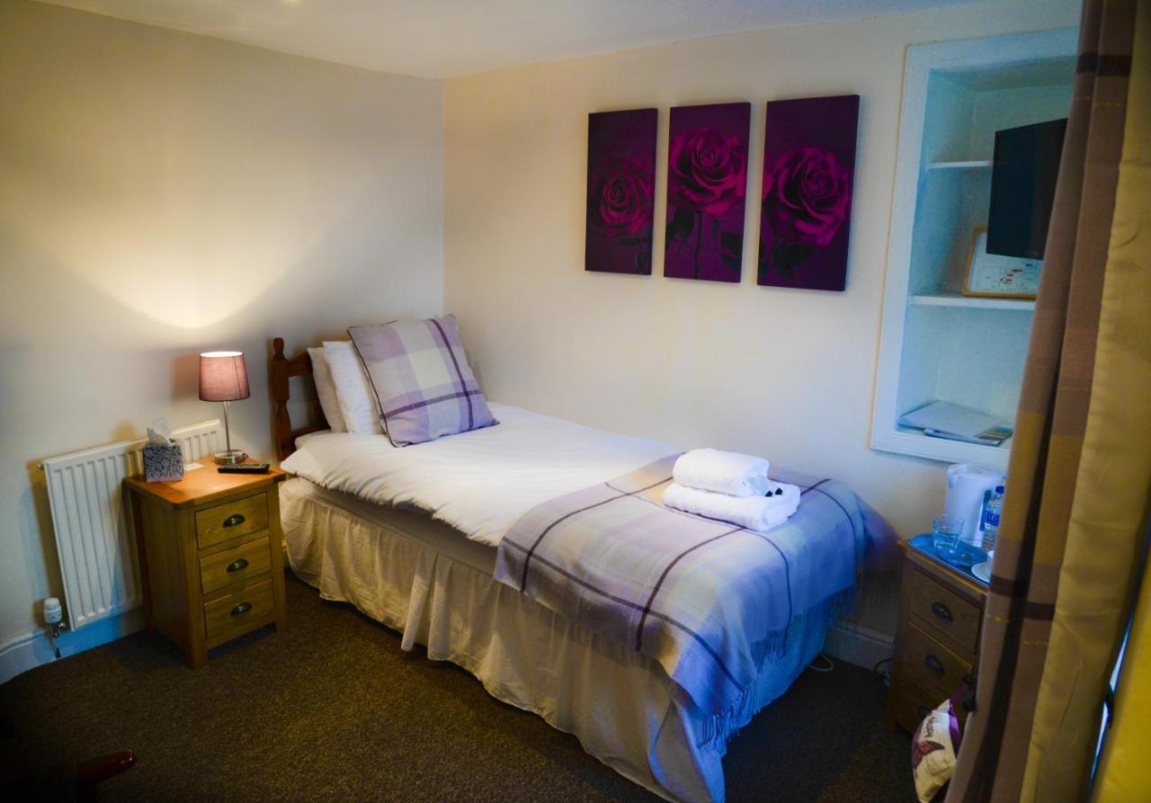 The Waterloo Arms Hotel Chirnside Extérieur photo